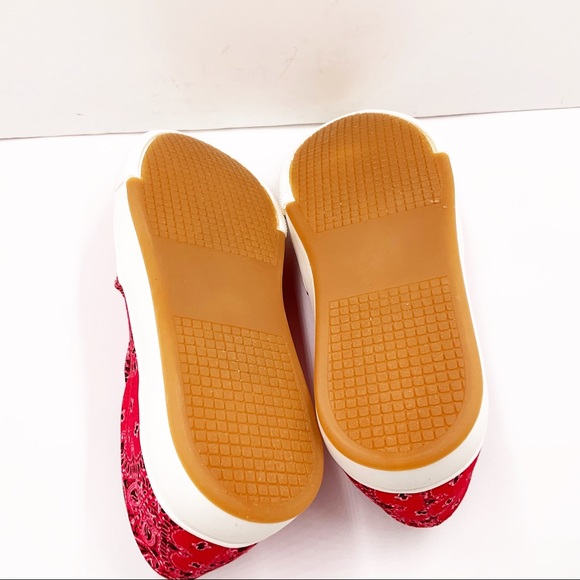 🆕{Steve Madden} Coulter Red Paisley Print Slip-On Sneakers - Picture 12 of 16